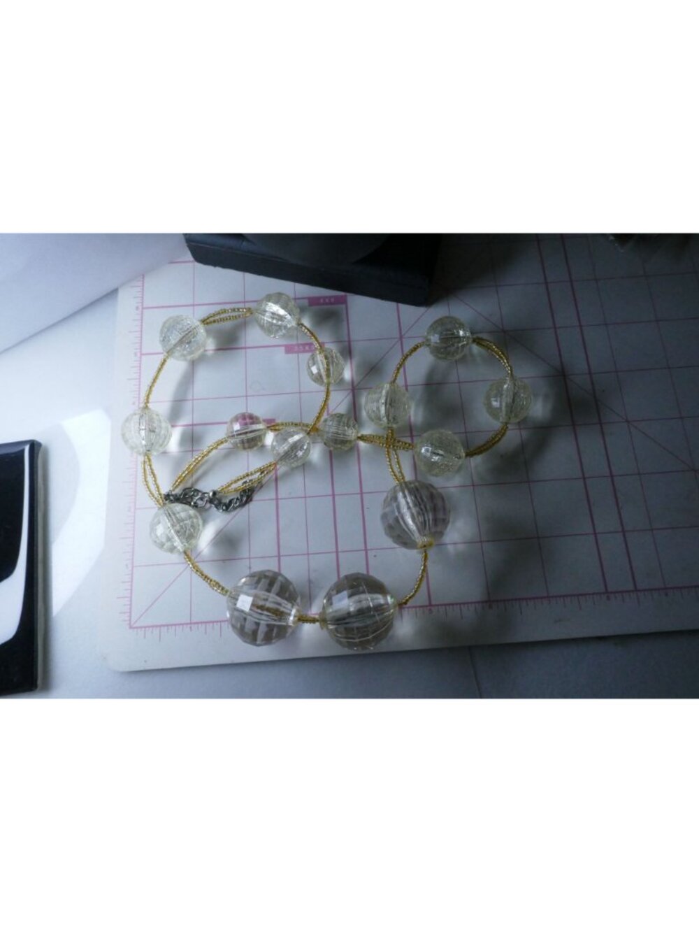 Vintage 80s Clear Faceted Lucite Bead Necklace Graduated Statement MCM 1.25" Orb - Picture 4 of 6